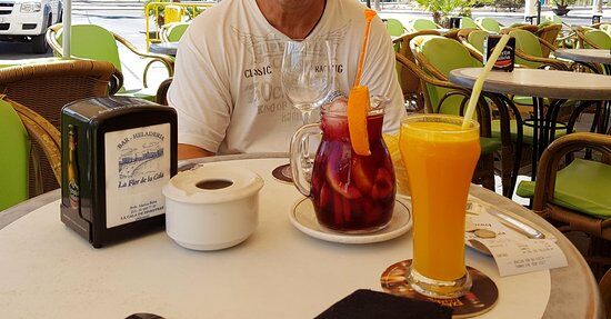 Bar Heladeria la Flor de la Cala